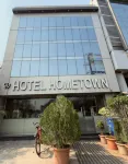 Hotel Hometown - Near BKC