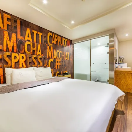 ORAGO Stay Hotel