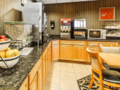 Comfort Inn Owatonna Near Medical Center Hotels in Steele County