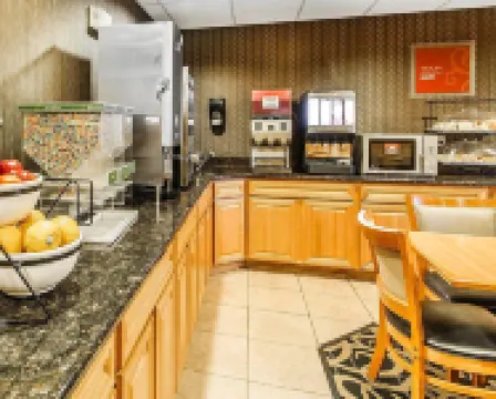 Comfort Inn Owatonna Near Medical Center