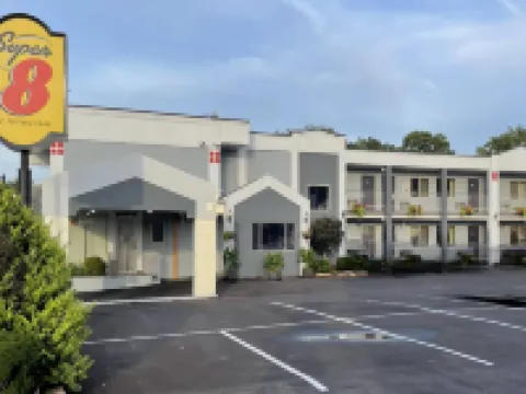 ซุปเปอร์ 8 บายวินด์แฮม เบลล์วิลล์ ย่านเซนต์หลุยส์ โรงแรมในSt. Clair County