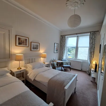 Arden House - Rooms with Continental Breakfast