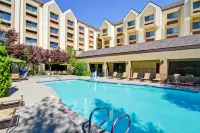 DoubleTree by Hilton Flagstaff - Pools