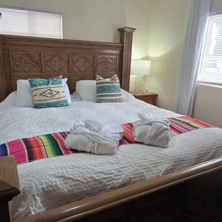 Hacienda de Horacio a 3 bedroom w/2 king beds, private patio and parking.