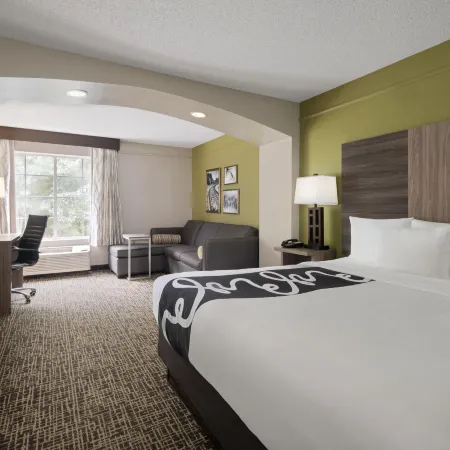 La Quinta Inn & Suites by Wyndham Atlanta Stockbridge