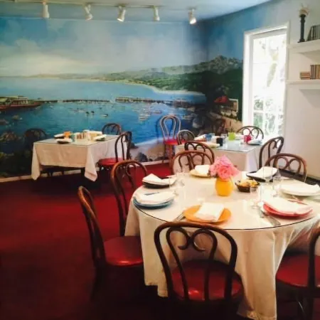 Merritt House Hotel