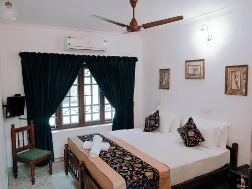 SCARLET'S INN - منتجعات