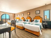 Dream Future Vang Vieng Hotel Hotels near Post Office