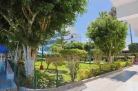 Las Poncianas Hotels in 