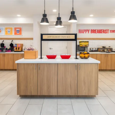 Hampton Inn & Suites Redding