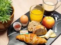 イビス スタイルズ ドルー サントル ガール - 朝食