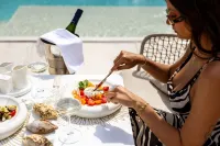 Hi Hotels Sirmione - Lakeview Pool - Desayuno