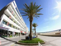 Hôtel Restaurant Splendid Camargue โรงแรมในการ์ด