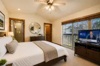 Foxpoint Cottage 3 Bedroom Townhouse by RedAwning - Country Houses