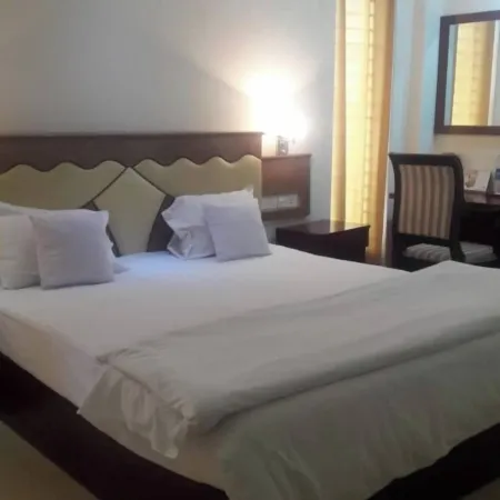 Hotel Crown