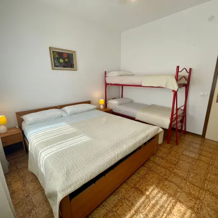 Enjoy the Pool in Our Cozy Flat