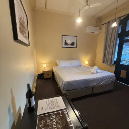 Bellbird Hotel