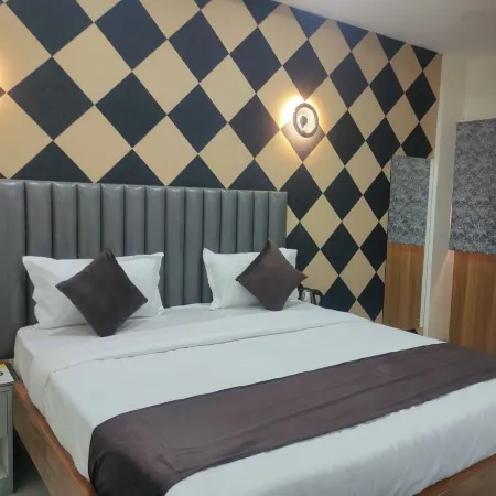 Hotel Abhijeet Inn