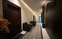 Java Albani's - 2-Star