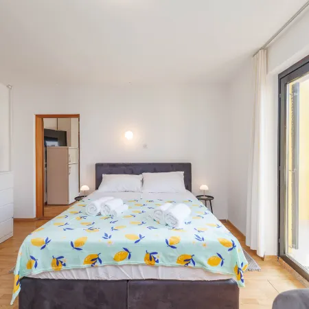 Charming Studio Rental with Garden View in Malinska, Croatia