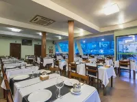 Rede Andrade Bello Mare Hotels near Morro do Careca