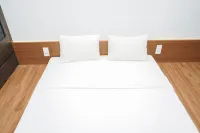 Studio Modern Japanese Style Near Aeon BSD at B Residence Apartment - Gym