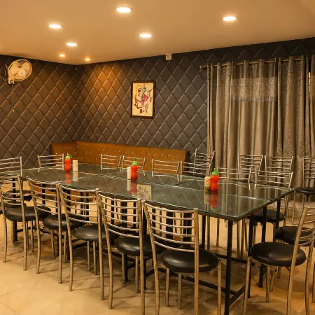 Mansarover Hotel & Banquets