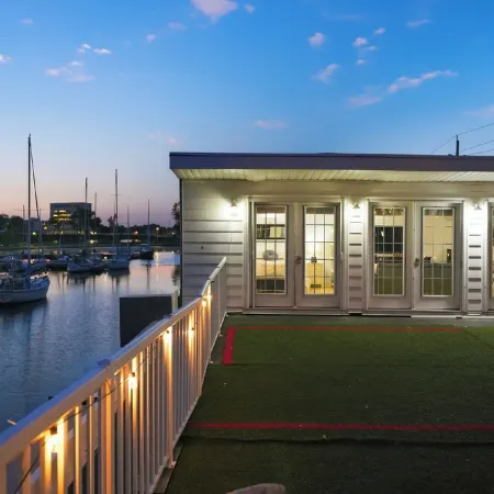 BOATHOUSE LOFT - Loft with million dollar views!
