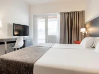 Ilunion Romareda Hotels near Romareda