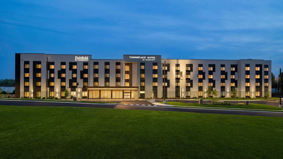 Fairfield Inn & Suites Lancaster