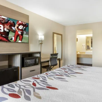 Red Roof Inn Tucson South - Airport Hotels near قاعدة ديفيس-مونتان للقوات الجوية