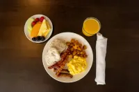 Cyrus Hotel, Topeka, a Tribute Portfolio Hotel - breakfast