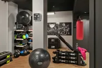 Moxy Lille City - نادي رياضي