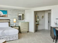 Borgata Hotel Casino & Spa Hotels near Central Pier