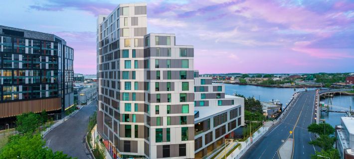 Hampton Inn by Hilton Boston Seaport District Hotéis em Boston