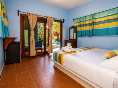 Zipoliteville - Hotel Nudista