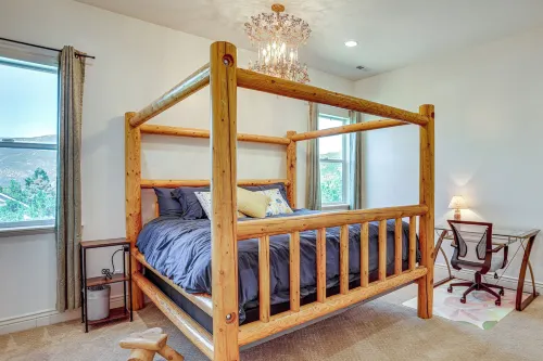 Full Kitchen! King Suite Near Snowbasin - Homestays