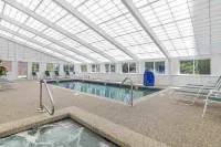 Juniper Hill Inn - Hot Tub