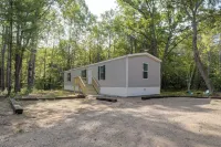 Brand New! Peaceful Wooded Retreat in Holcombe! - 2-Star