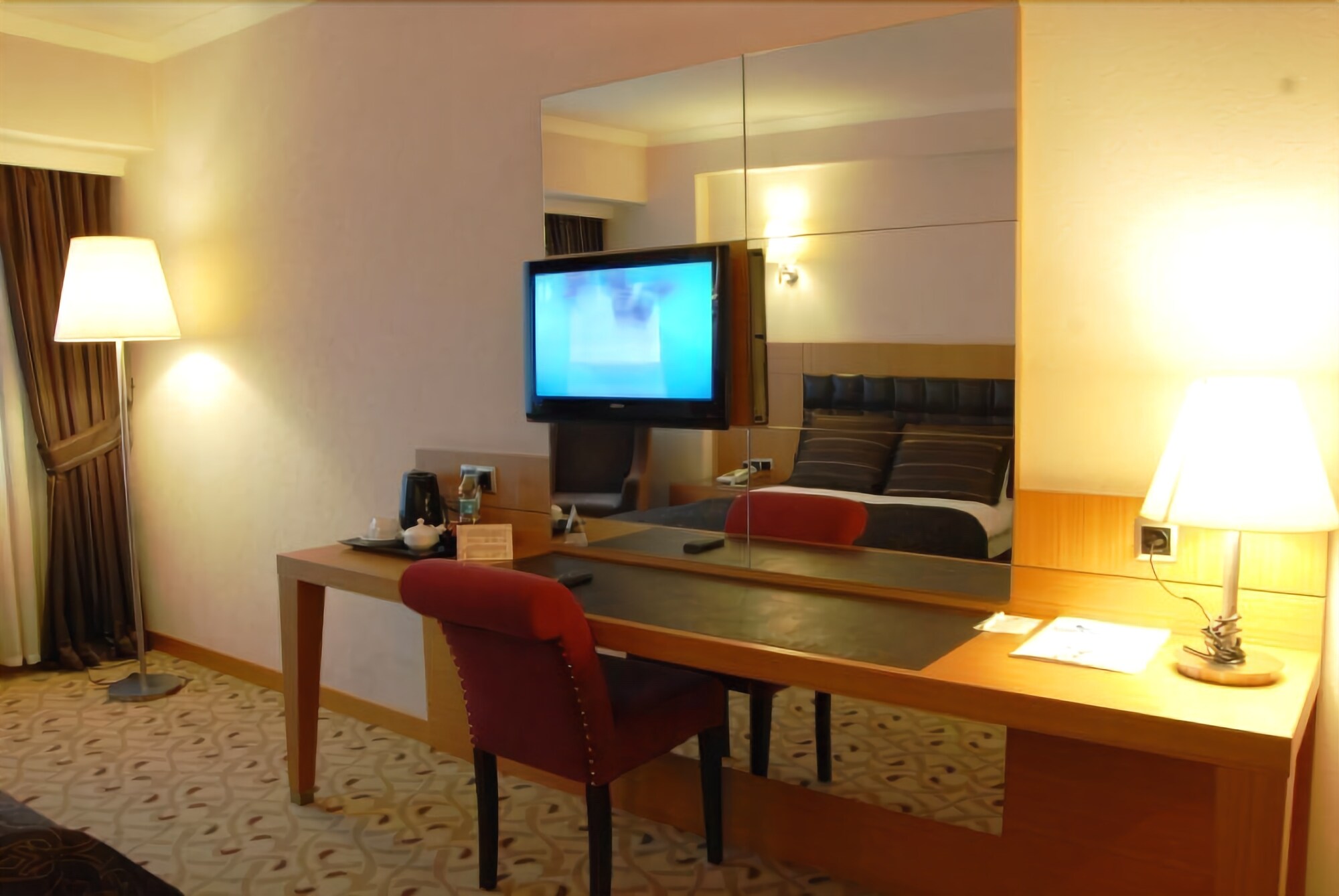 Grand Simay Hotel