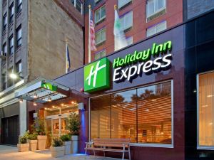 ホリデイ イン エクスプレス ニューヨーク シティ タイムズ スクエア  IHG ホテル