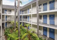 Buena Park, CA - Knotts Berry Farm - Disneyland Hotels in Cerritos