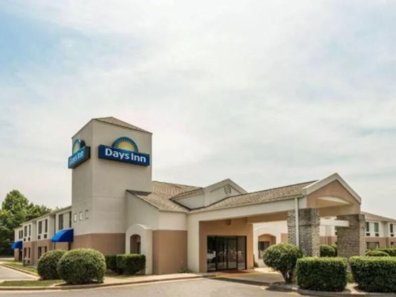 Days Inn by Wyndham Yadkinville