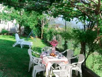 Nicole Hotel a Corrido