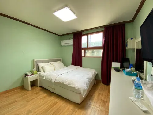 Inje Blue Hill Motel - Motels