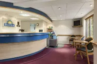 Days Inn by Wyndham Michaelwood M5 - Wifi