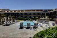 Hilton Garden Inn Monterey - Pools
