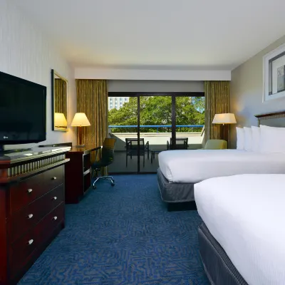 DoubleTree by Hilton Newark-Fremont Hotels in Newark