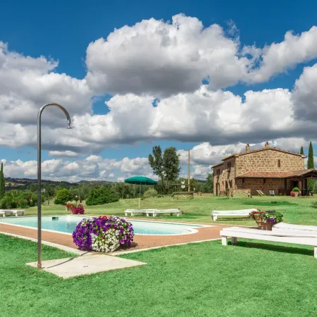 Casale Poggio Lupinaio