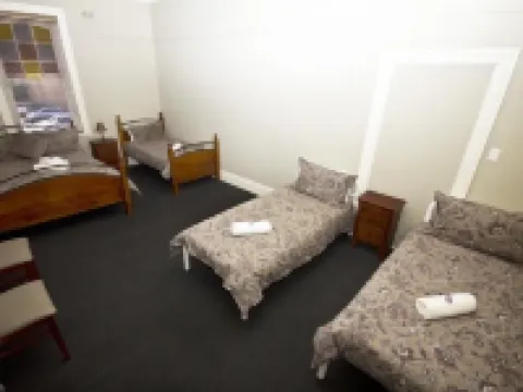 Peden's Hotel Hotels in Cessnock